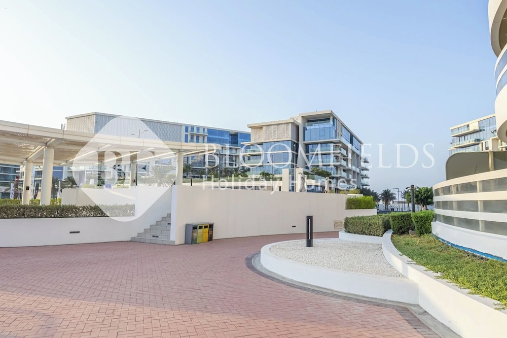Bloomfields Coastal Calm 1BR Ajwan Soul