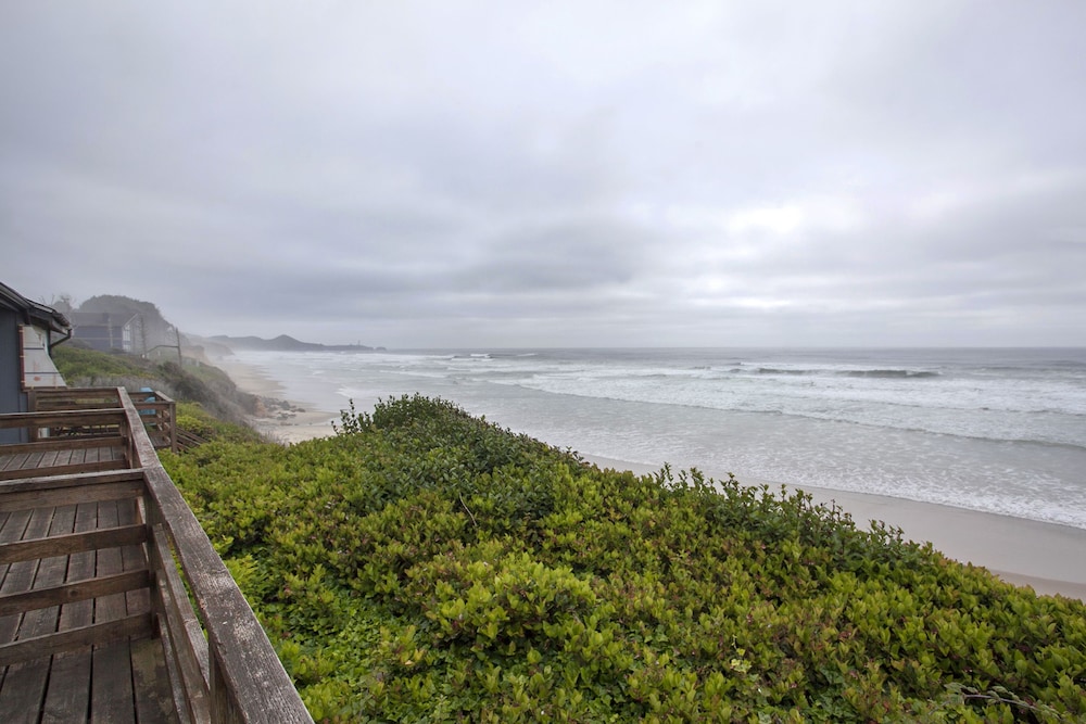 Moolack Shores Inn