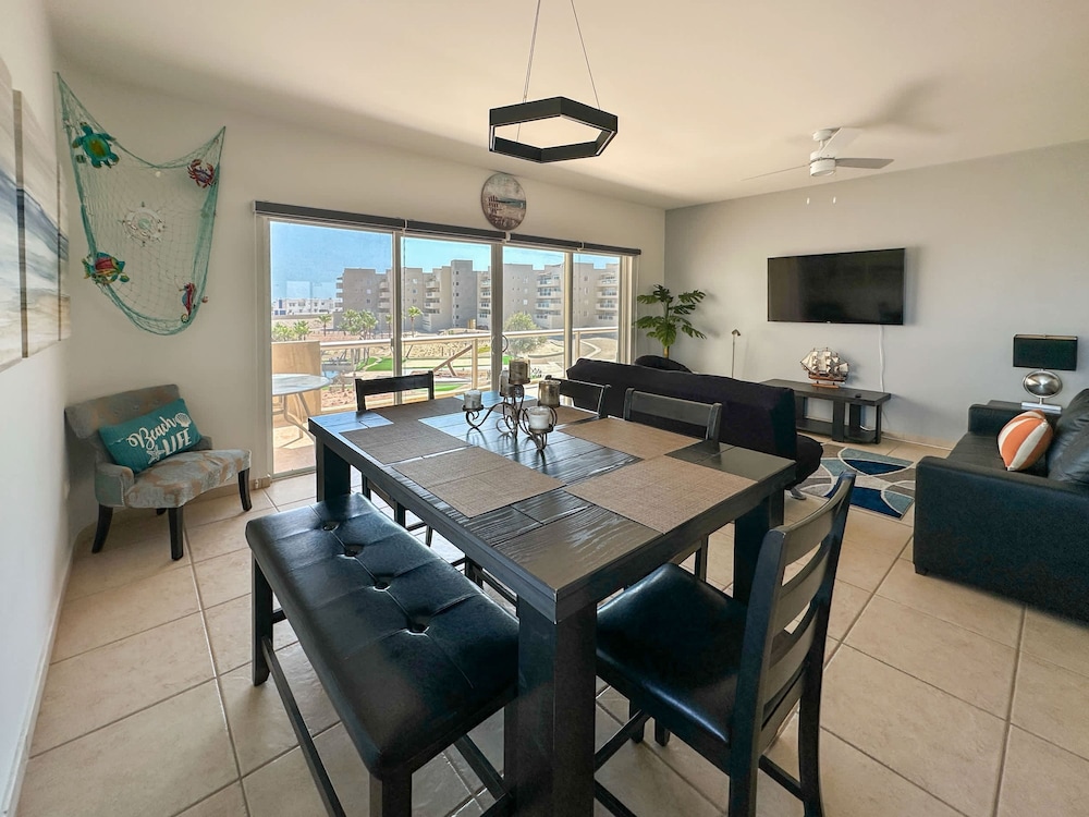 Relaxing Getaway 2BR Condo