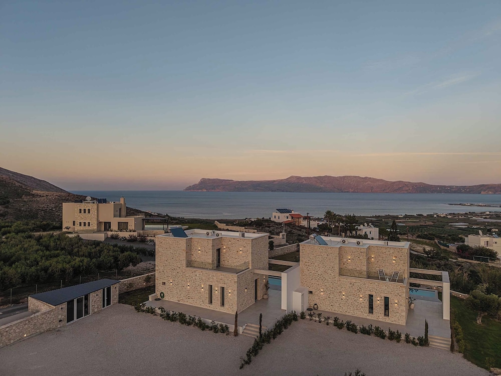 Himmel Villas
