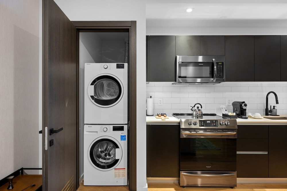 Apt with Stunning View at Downtown Miami