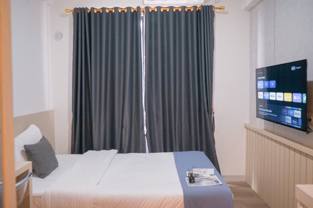 Best Deal Studio Room Apartment At Sky House Bsd