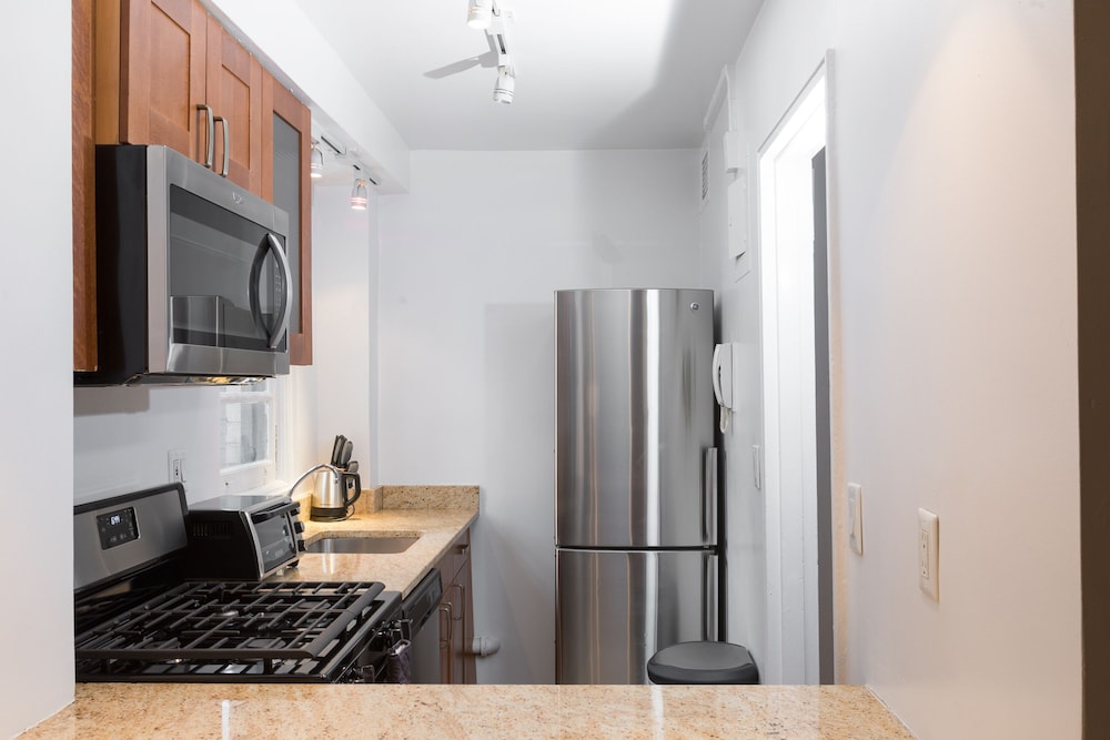Lovely 1 Bedroom New York Apartment