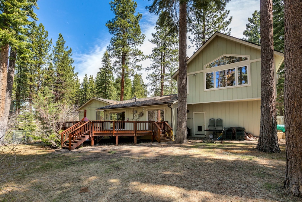 Sundown Lodge 4 Bedroom Home