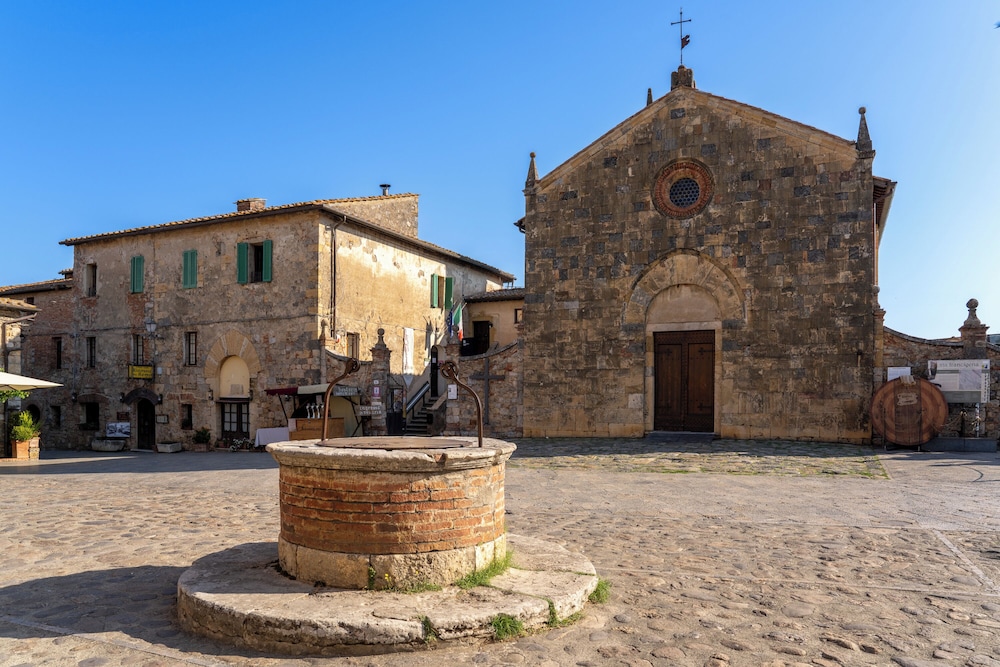Casa La Cedrina Pool Lornano