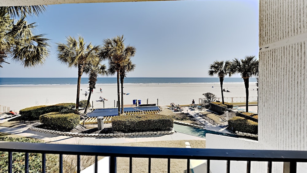 Brigadune 2c 2 Bedroom Condo
