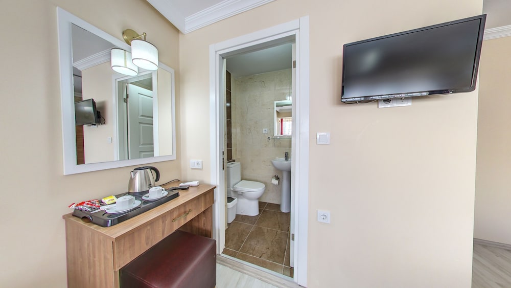 Cihangir Palace - Image 32