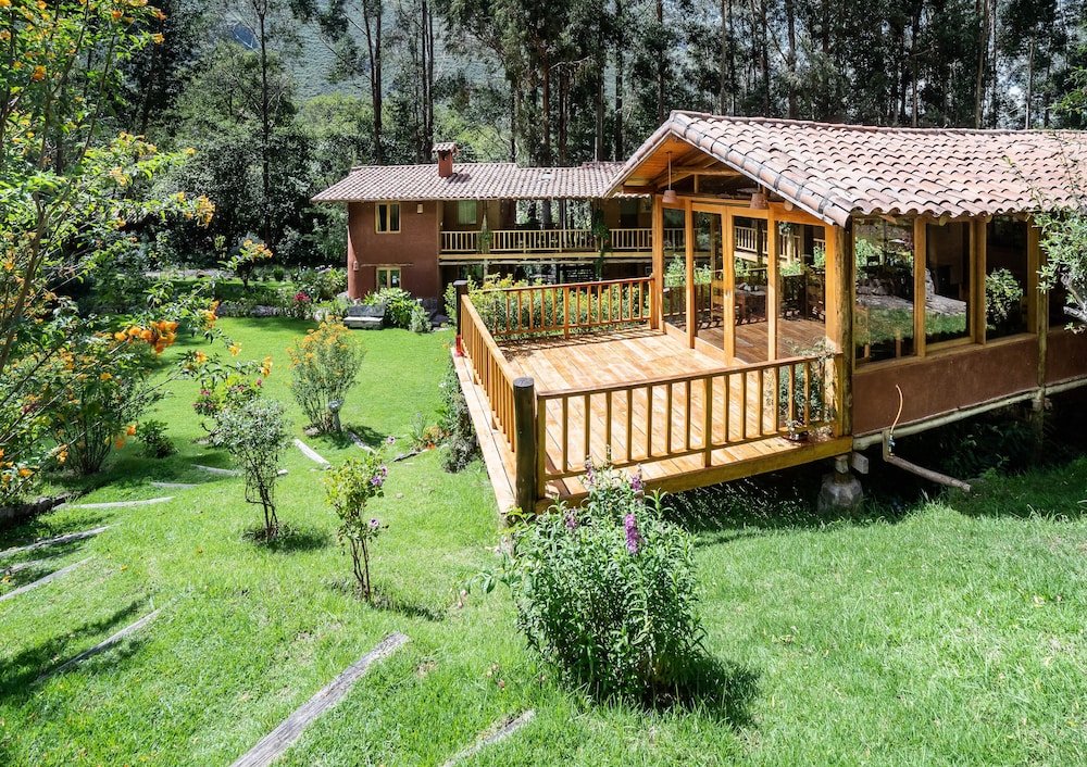 Sacred Dreams Lodge