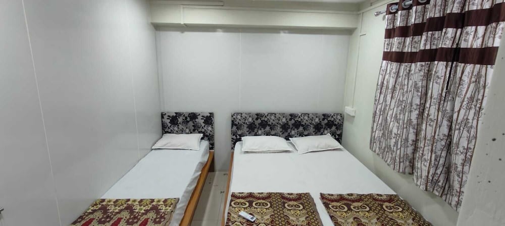 Hotel Medanta Inn