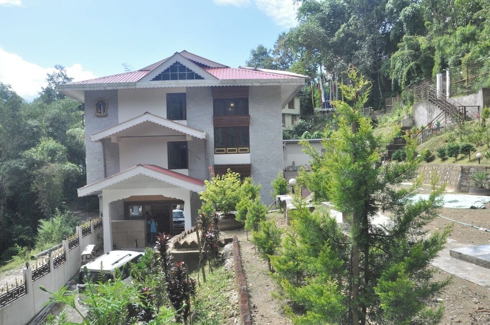 Kunden Fortune Resort Gangtok Near MG Marg