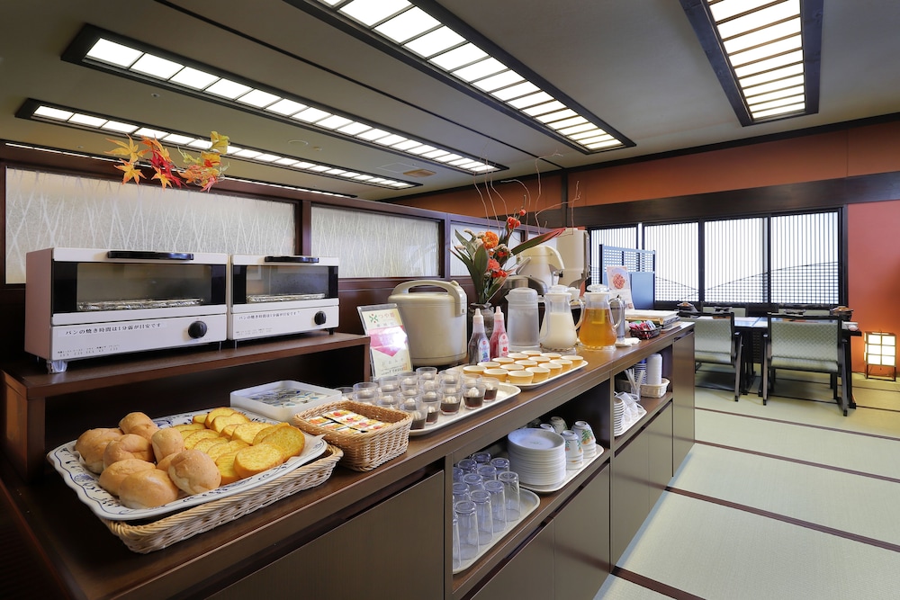 Omiya Ryokan