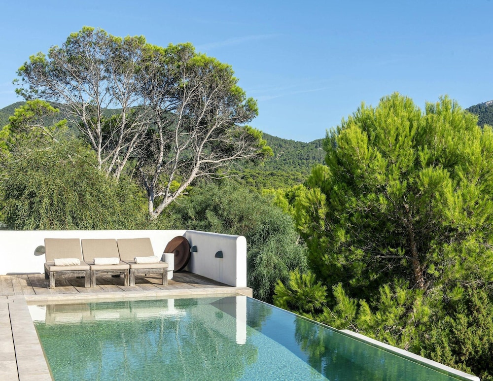Lavish Villa Overlooking Es Vedra