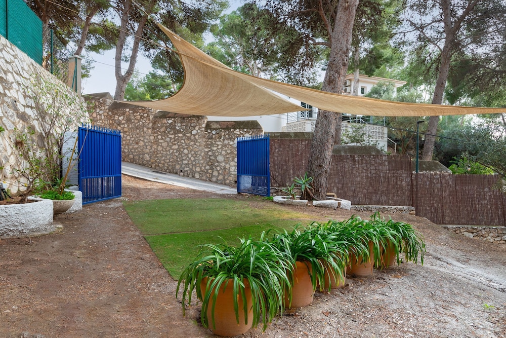Axarqu a in Malaga With 2 Bedrooms and 1 Bathrooms