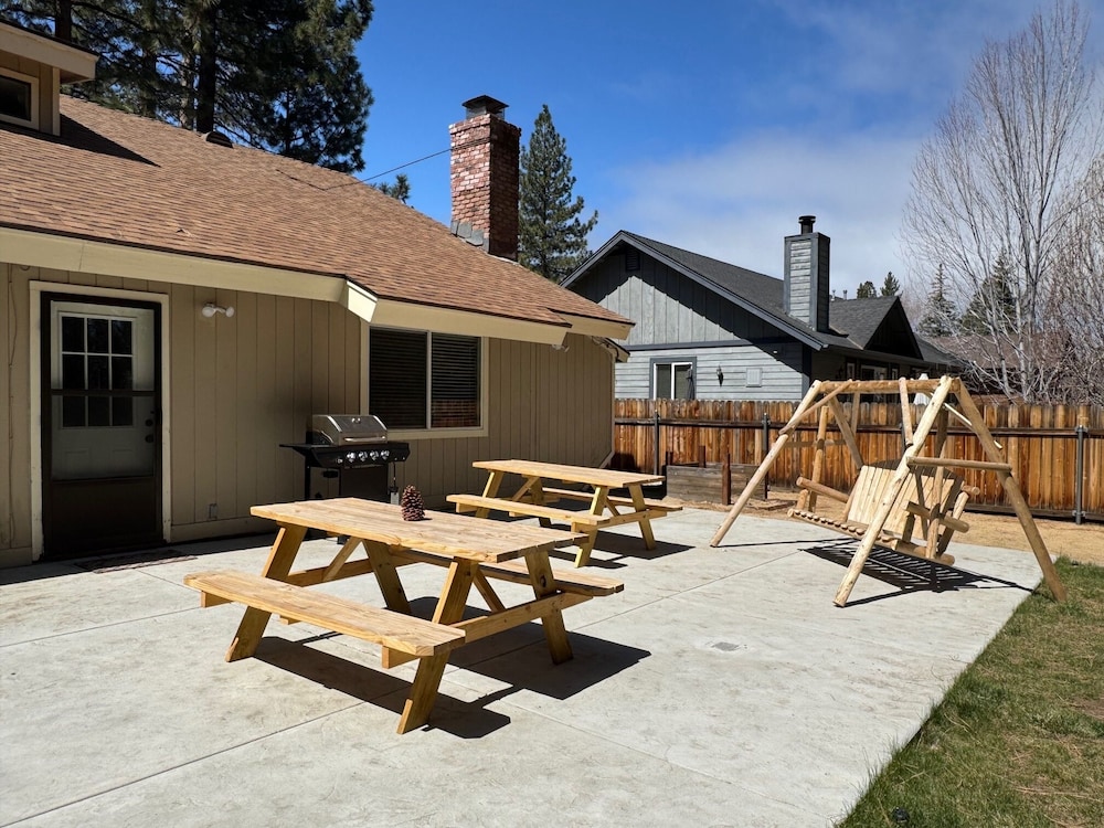 Eagle Point Retreat