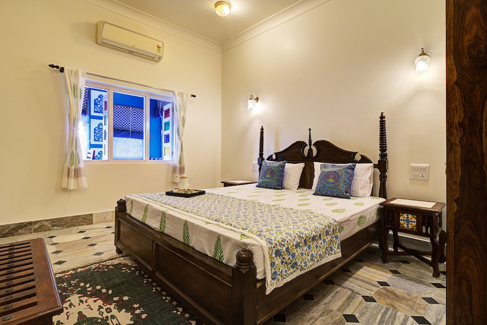 Ashapura Niwas by Vista Rooms view 3