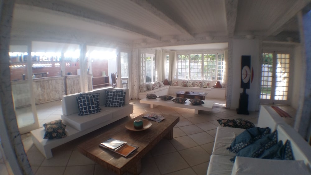 Casa da Enseada Guesthouse