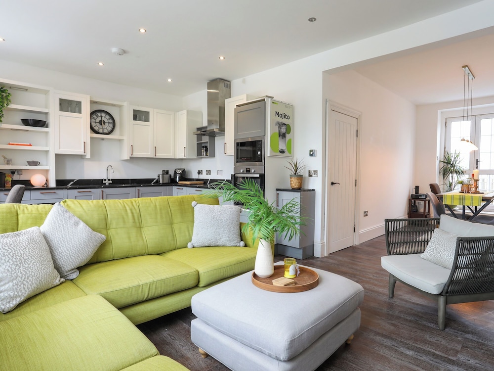 Harbourside Apartment
