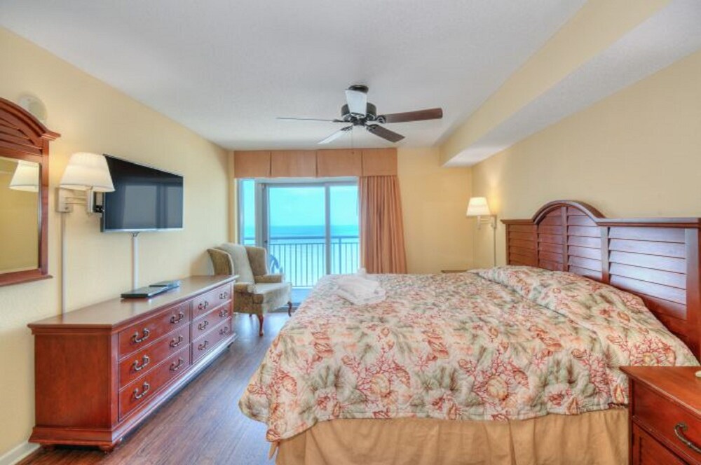 Grand Atlantic by Elliott Beach Rentals