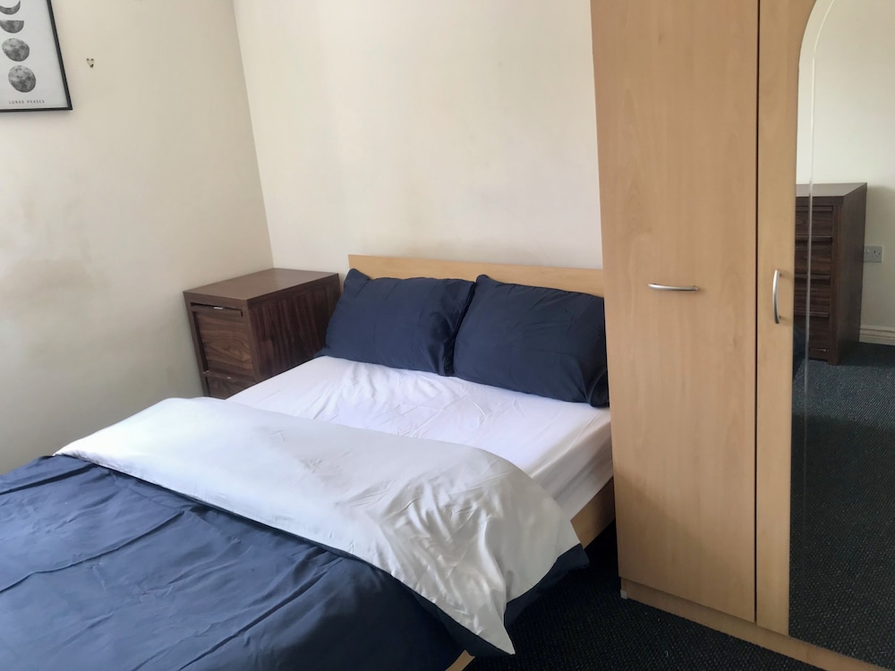 Immaculate 2-bed Apartment in Smethwick