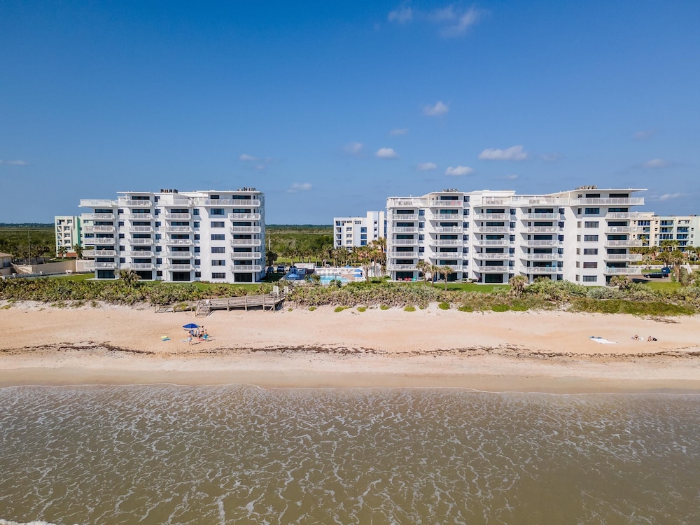 Shorehom by the Sea 51