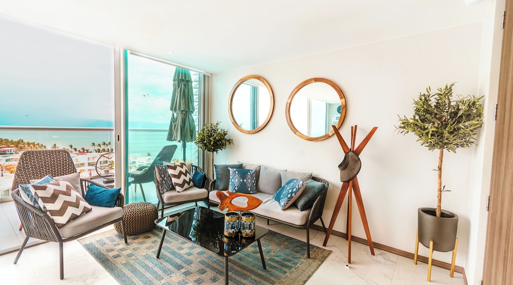 Condo Maritima 9U by Kivoya