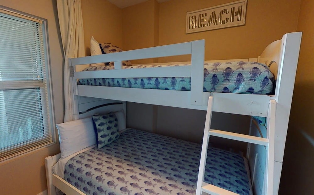 Coastal Condo 707 by Brightwild Beachfront