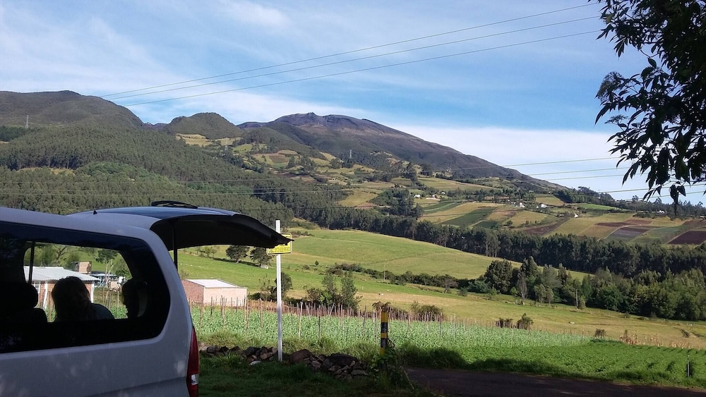Serene Mountain Retreat in Pasto, Colombia - Your Home Away From Home