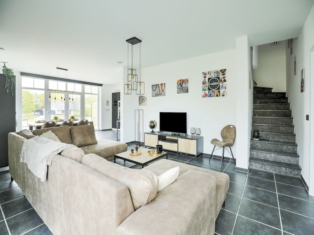 Beautiful House in Flemish Ardennes for Cyclists