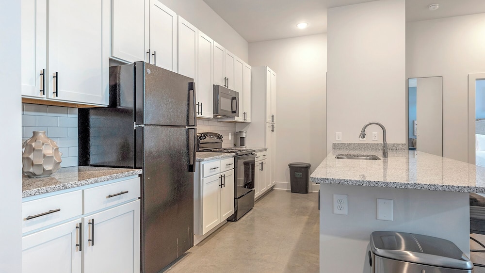 Landing Furnished Apartments - Northwest Charlotte