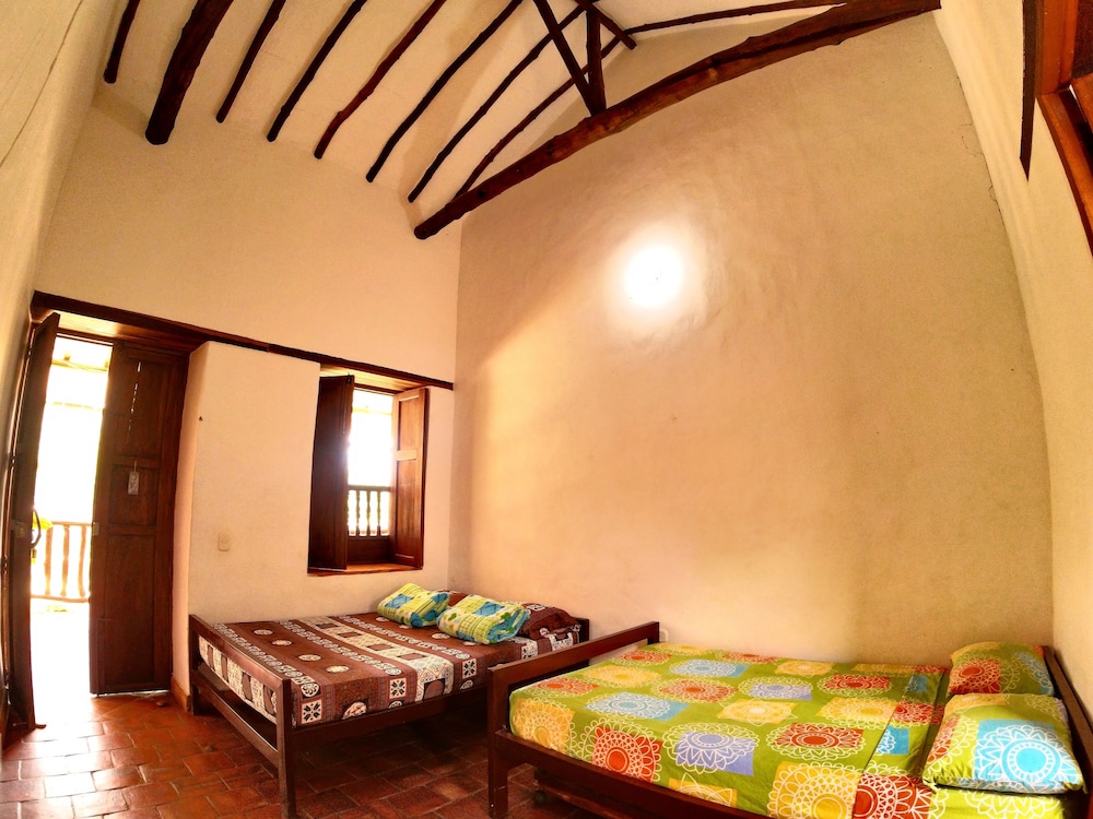 Hostal Santa Mónica view 4