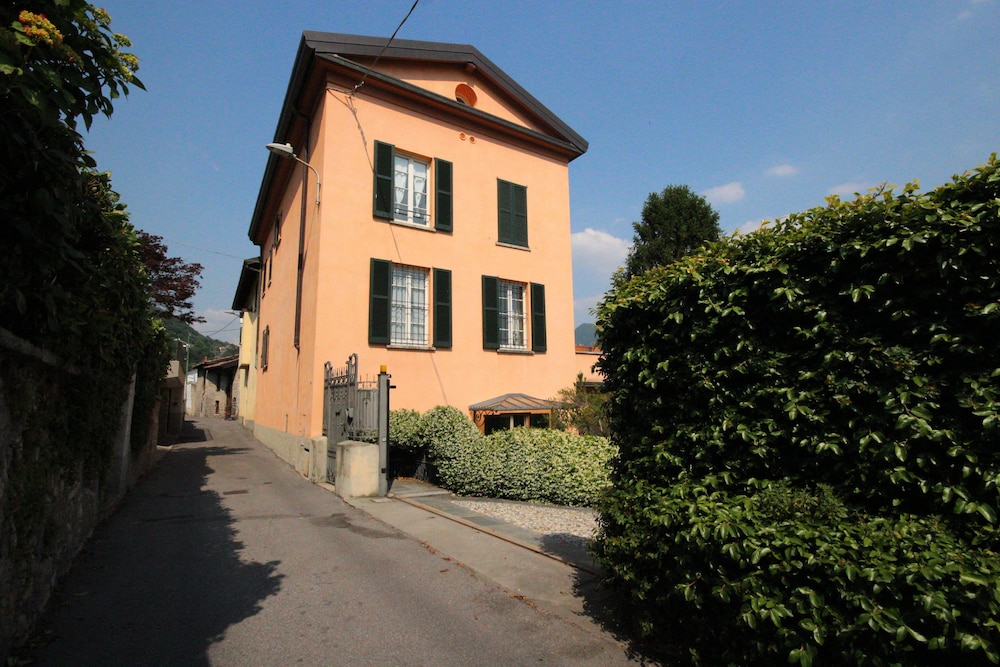 Photo 30