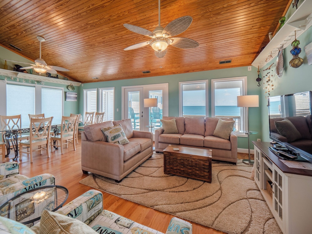 10,000 Reasons by Topsail Realty