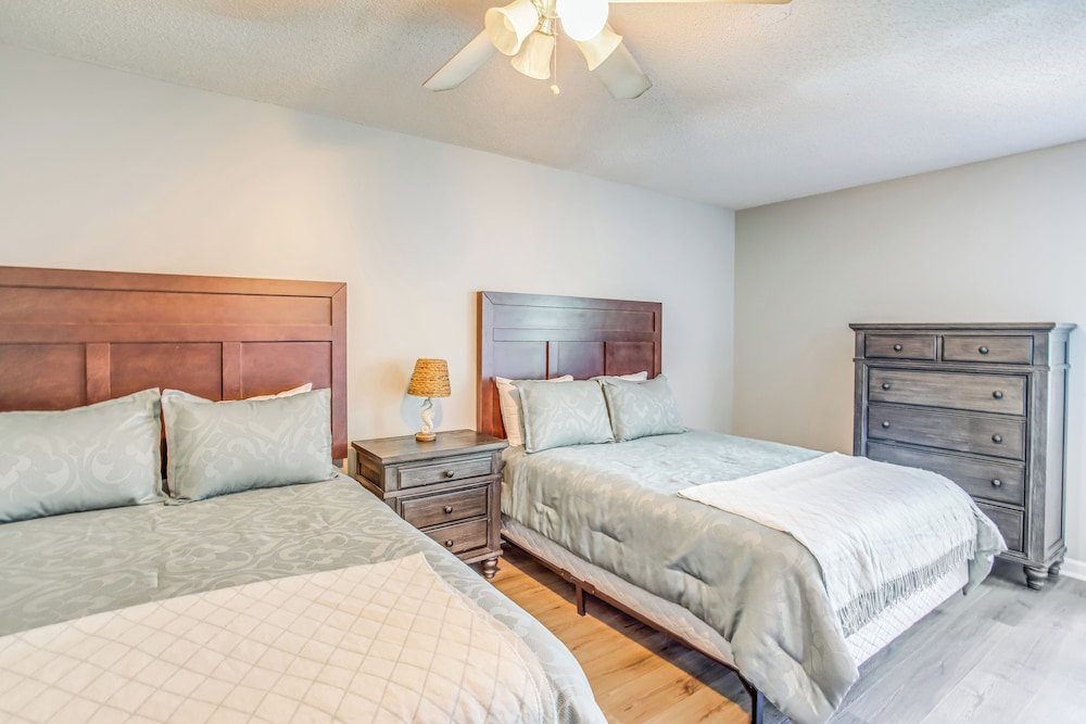 Myrtle Beach Home Near Dunes Golf and Beach Club! view 3