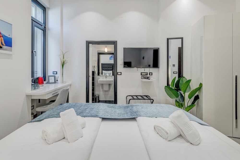 Tango Luxury Rooms