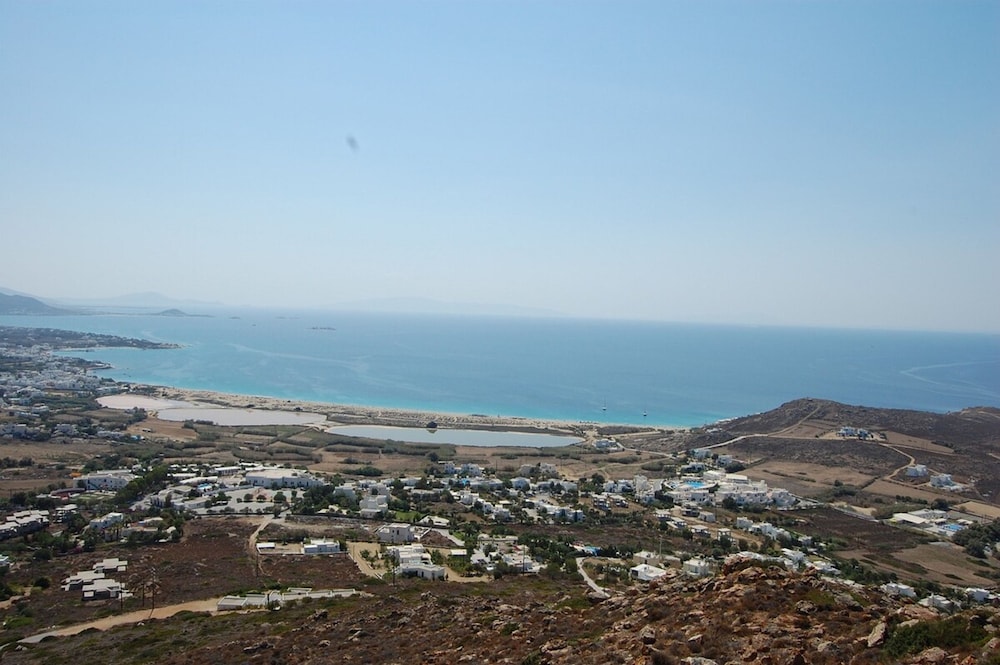 Prokopios Cottage Cycladic Home a Walk to Beach