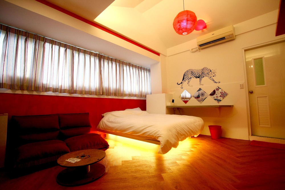 Rainbow Nest Hostel