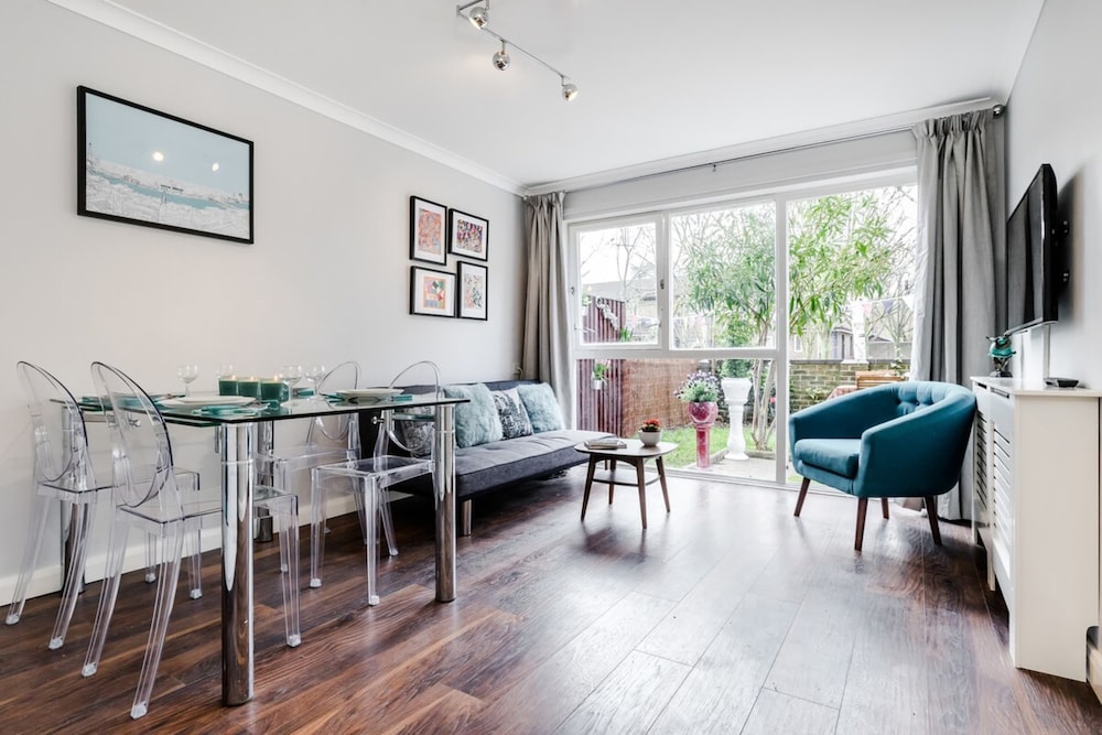 Lovely 2 Bedroom Apartment With Garden, South Bank Westminster