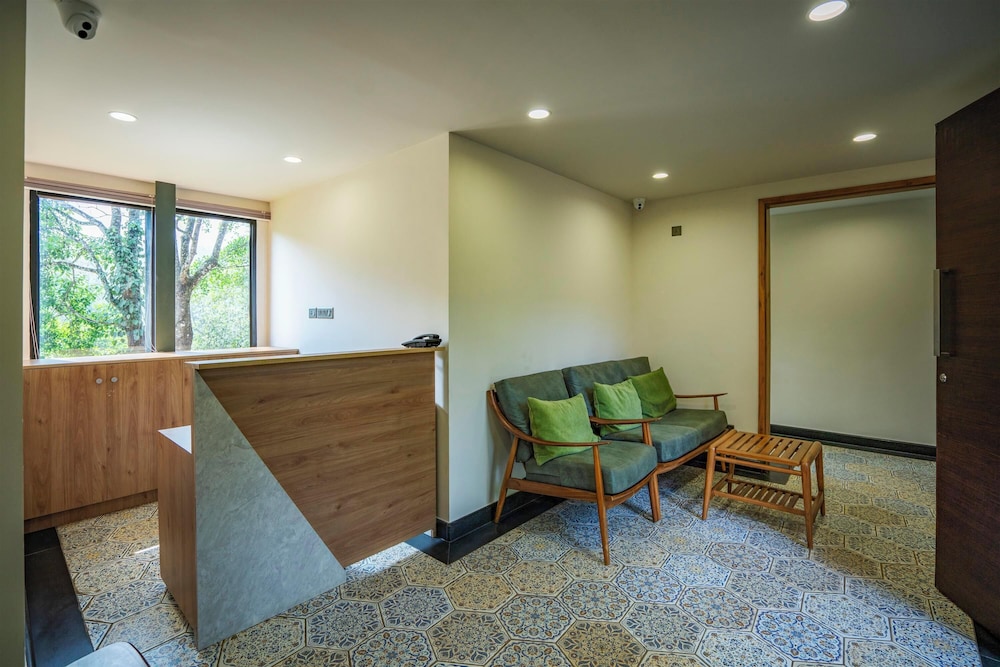 Vyna Hillock Resort and Spa