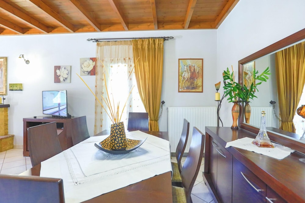 Villa Chrisdina in Nymfes