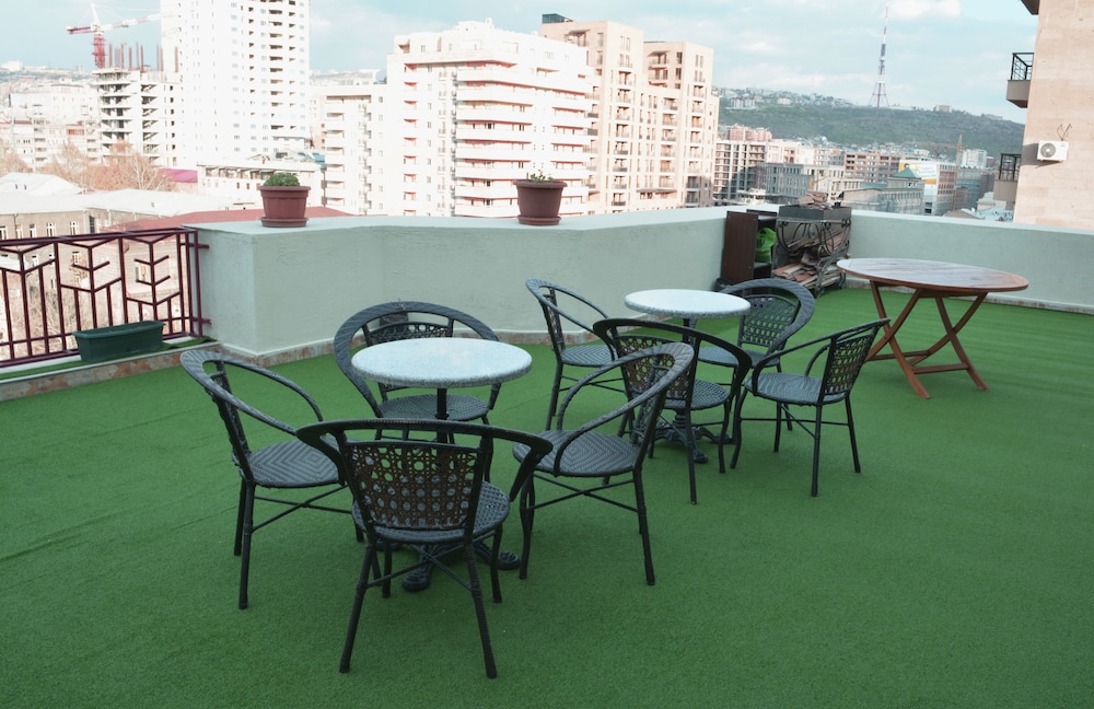 Yerevan Vacations - The Rooms Hostel Yerevan - Property Image 14