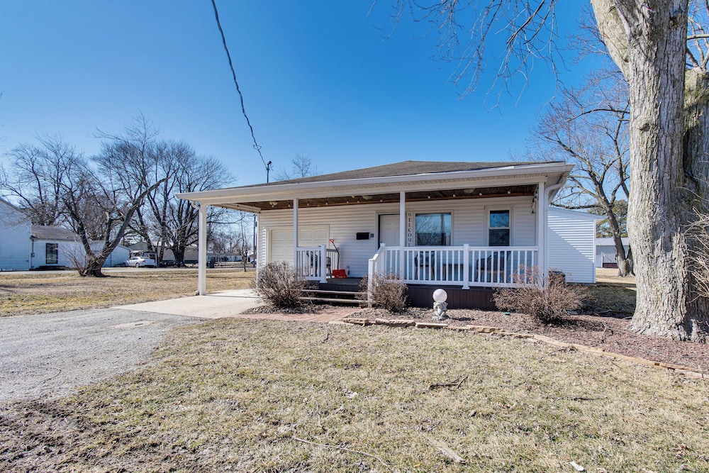Pet-friendly Home w/ Fenced Yard: 'cozy in Casey'