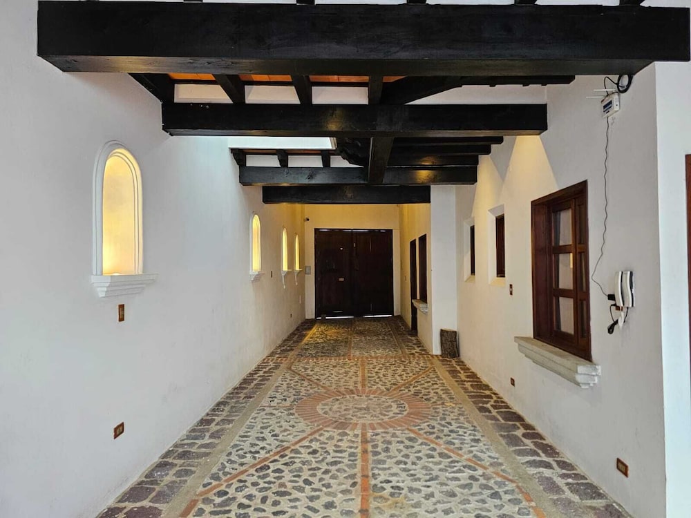 Cozy Colonial Style Azotea Apartments