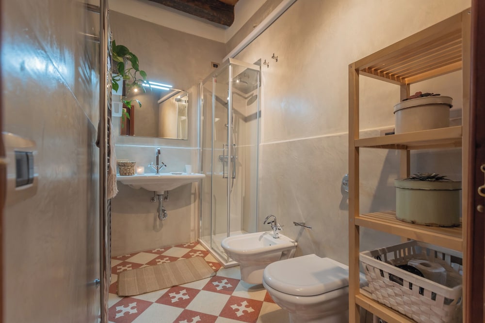 Pantero Apartment by Rent all Como
