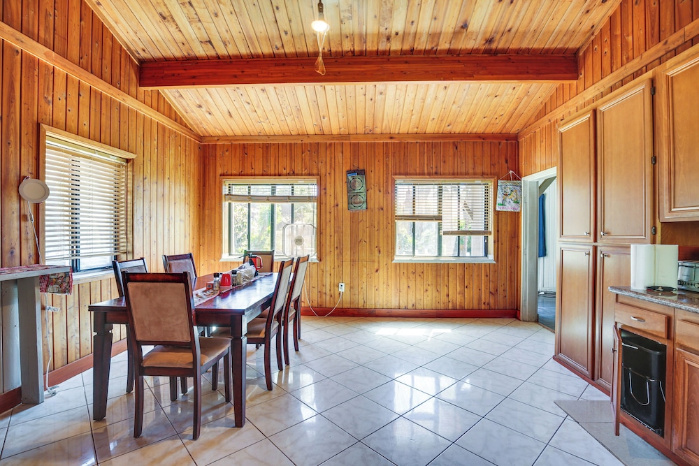 Pet-friendly Ramona Home w/ Mountain Views! view 4
