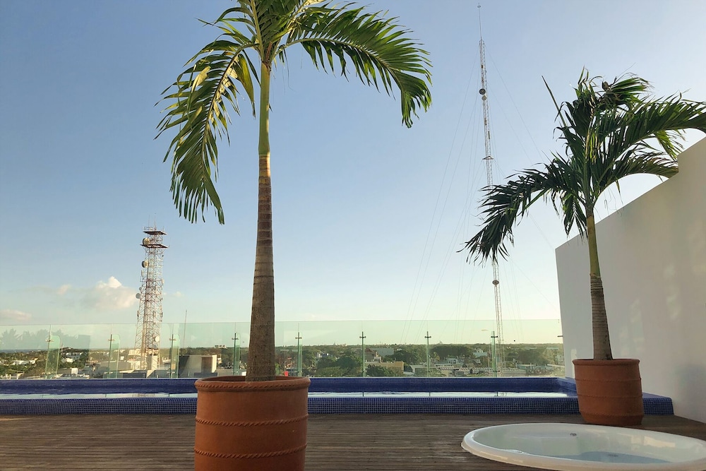 Luxe Condos Complex with Roof Pool
