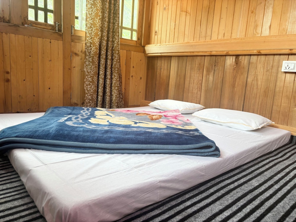 Viraaj Homestay