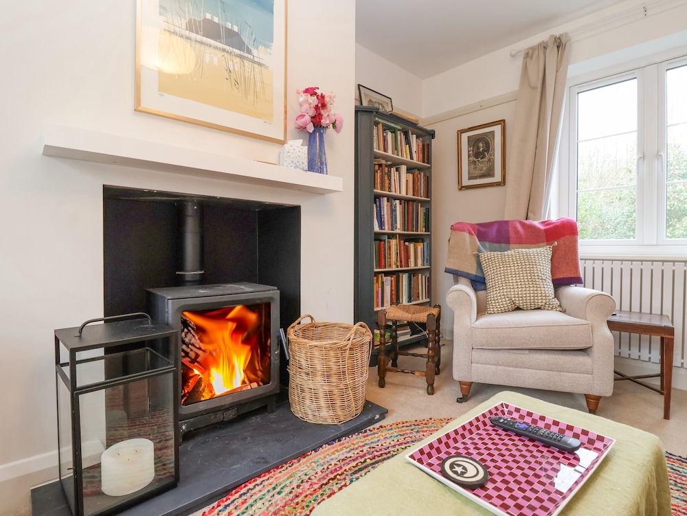 3 Chantry Cottages