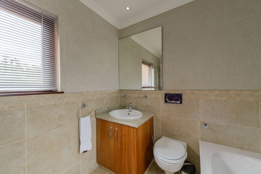 San Lameer Villa Rentals 14328