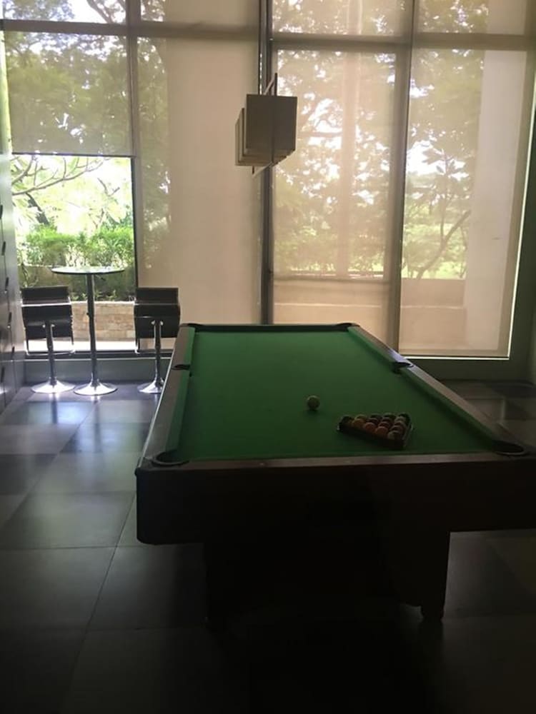 2 Bedroom Bellagio Towers by Stays PH