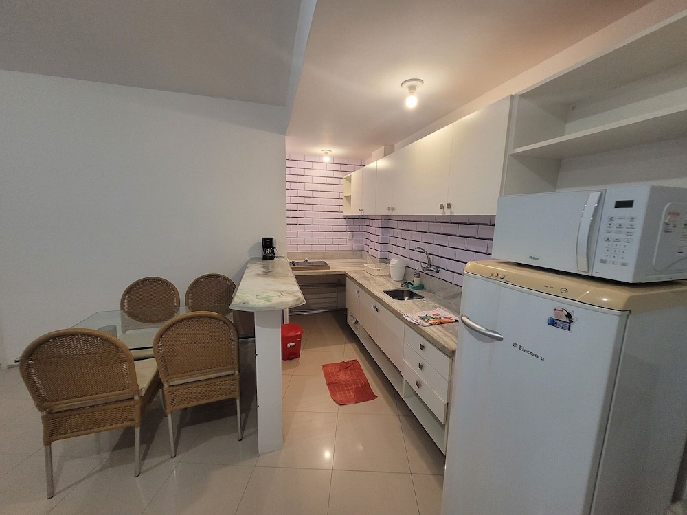 Apart With 2 Bedrooms, 150m From the Beach Kvd0201